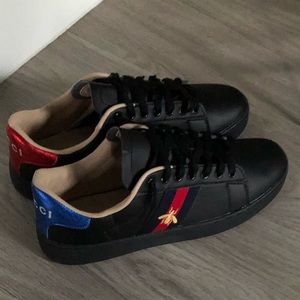 Bumble bee ace sneakers